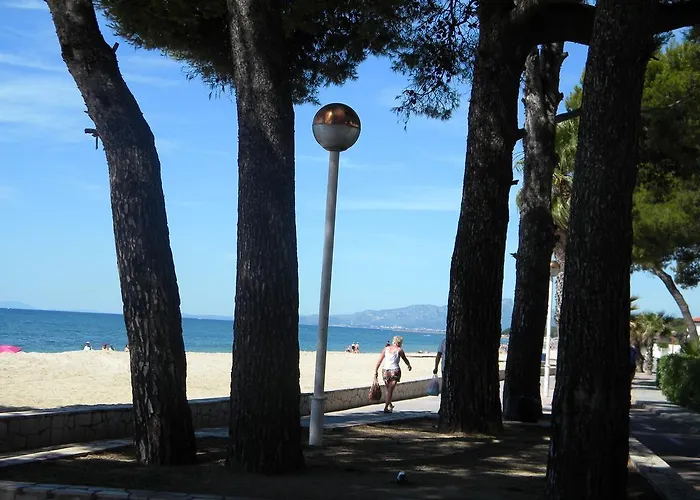 Apartament Internacional Arysal *